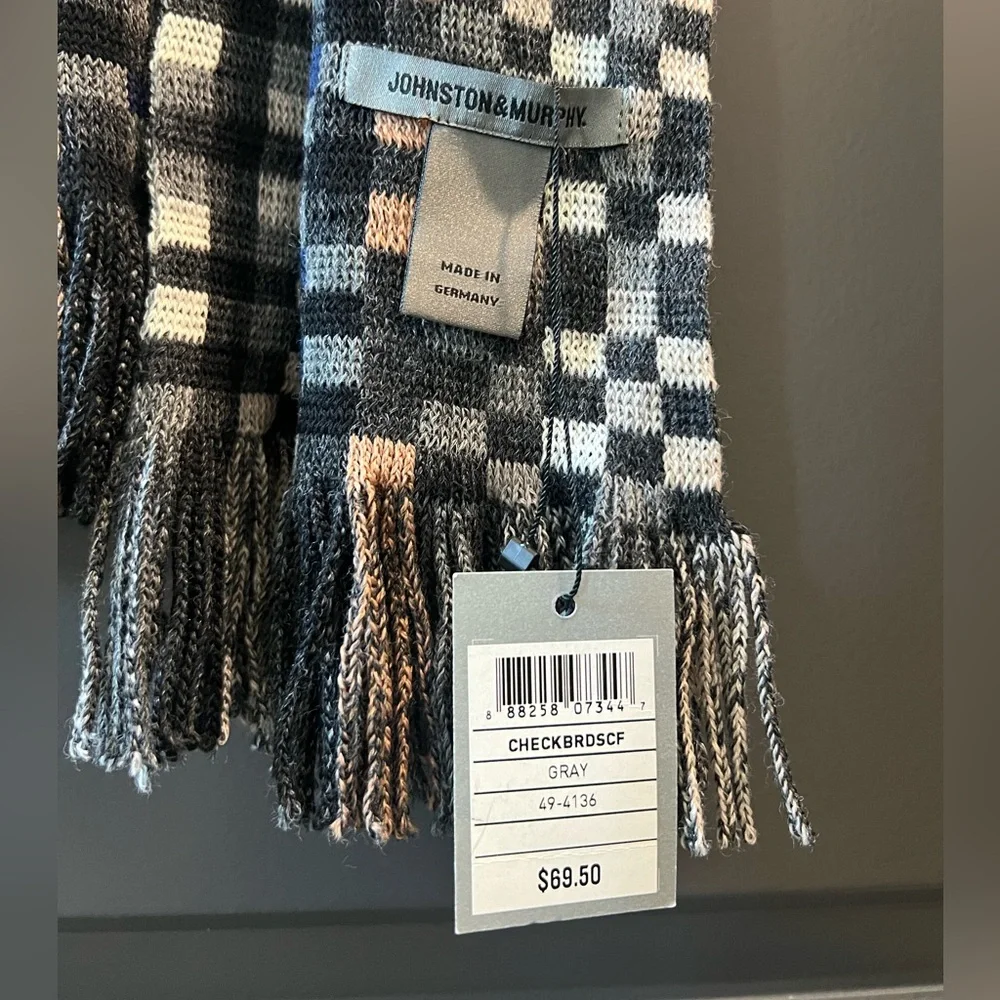 NWT Johnson & Murphy 100% Wool Scarf